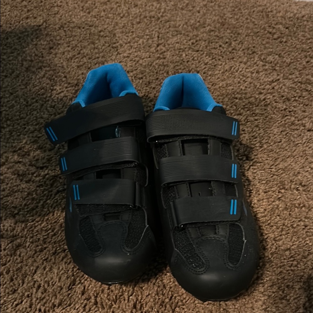 Black and Blue Strap bike clip in shoes by tommaso